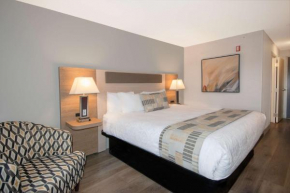 Coast Abbotsford Hotel & Suites